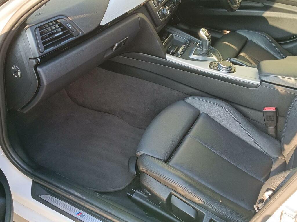 BMW 3 Series Saloon  #9