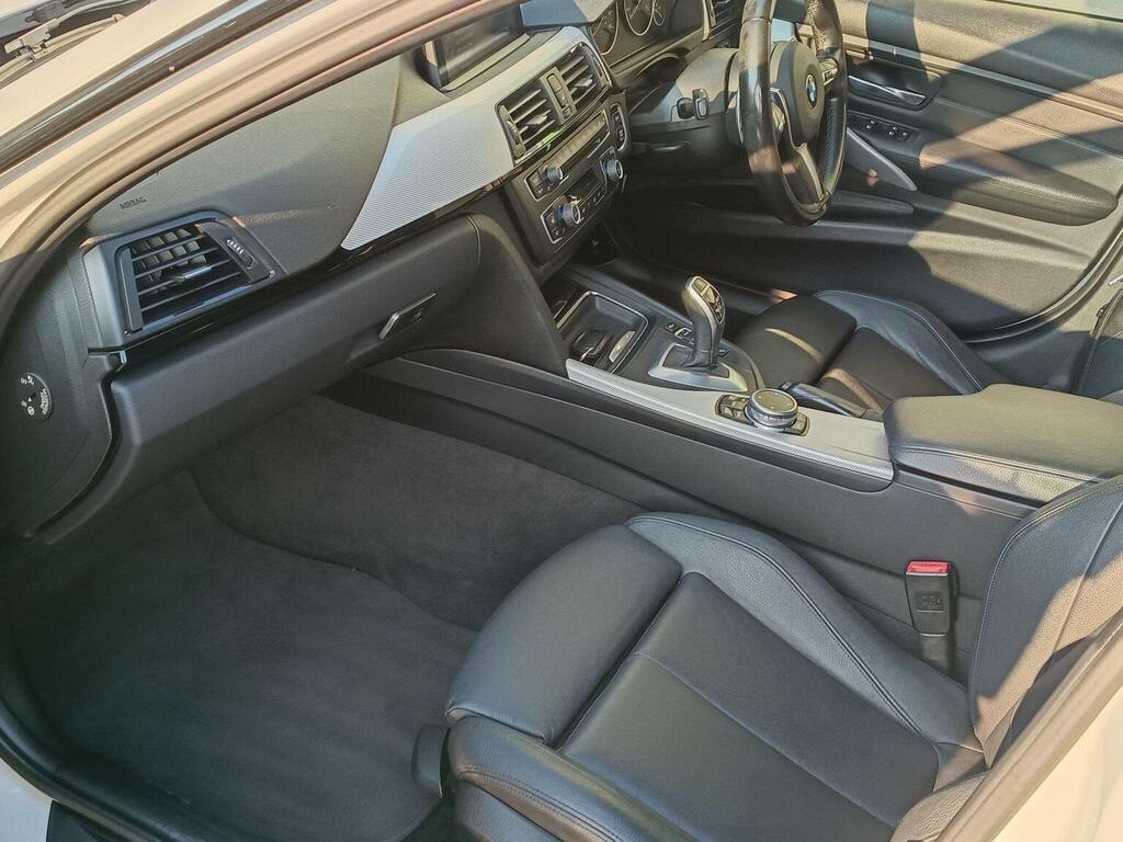 BMW 3 Series Saloon  #8
