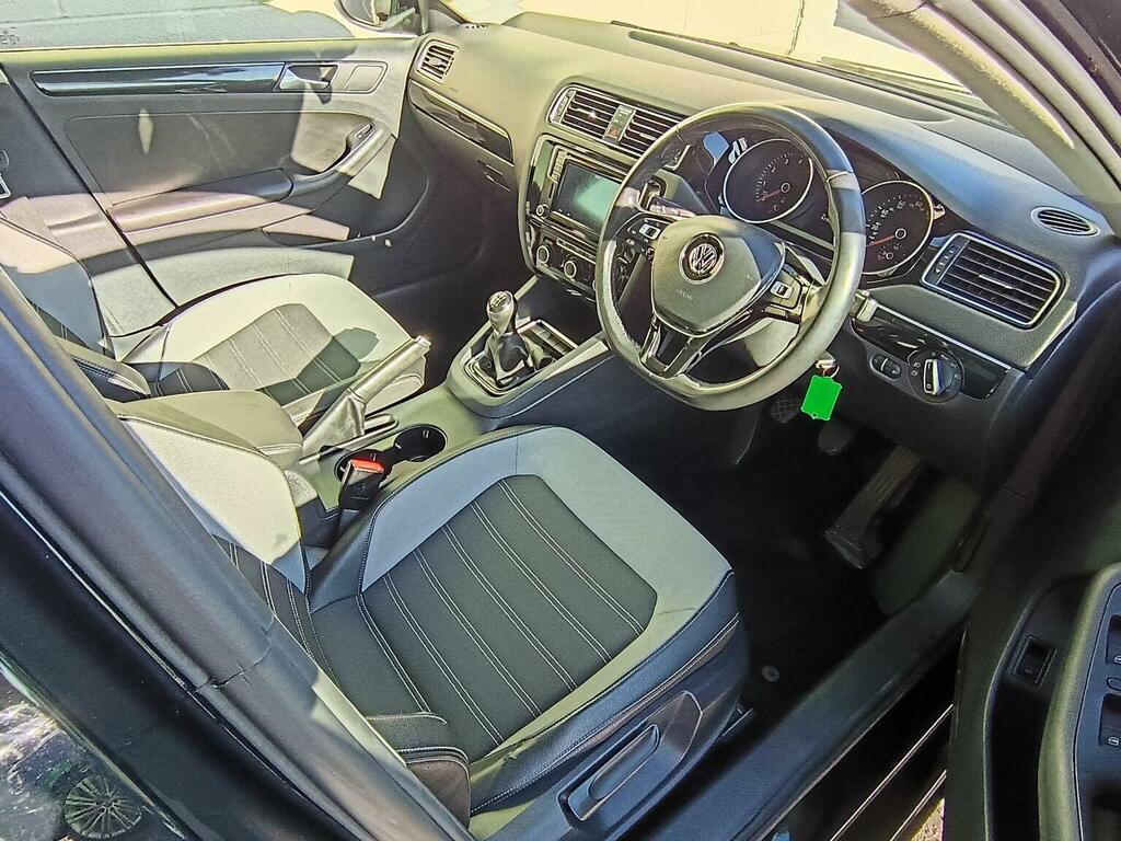 Volkswagen Jetta 2.0 Tdi Gt Saloon Blue #7