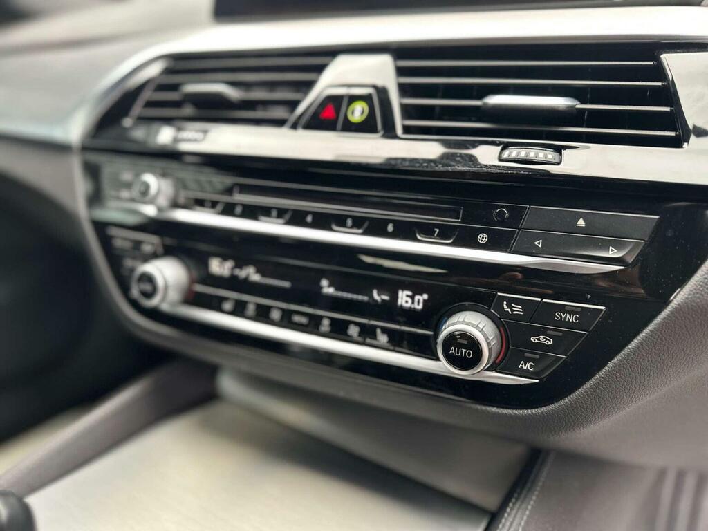 BMW 5 Series Estate 2.0 520D M Sport Touring Xdrive Euro 6 White #34