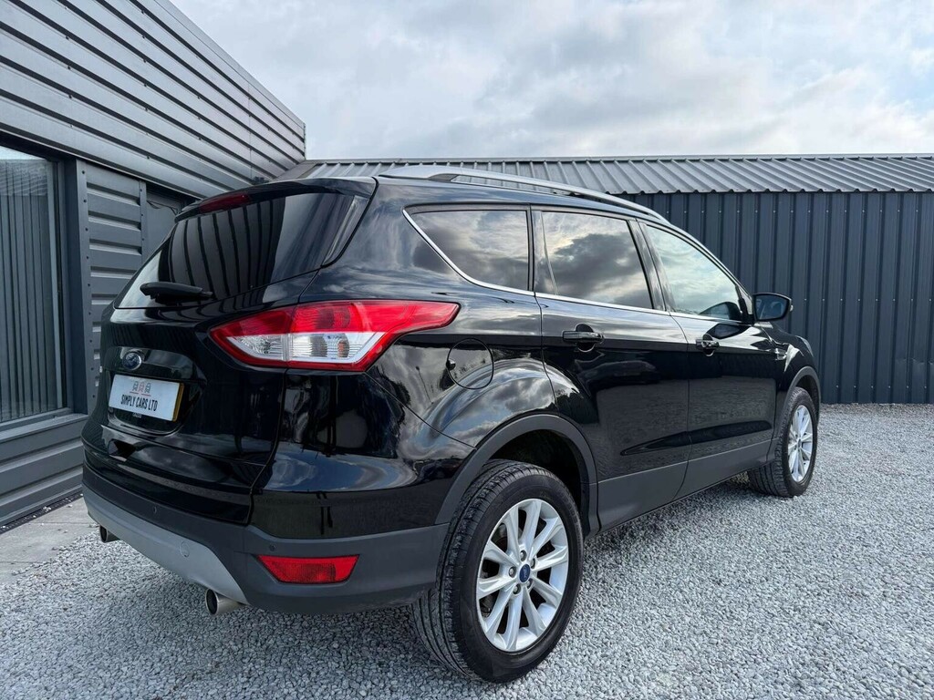 Ford Kuga 2.0 Tdci Titanium Awd Euro 6 Ss Black #3