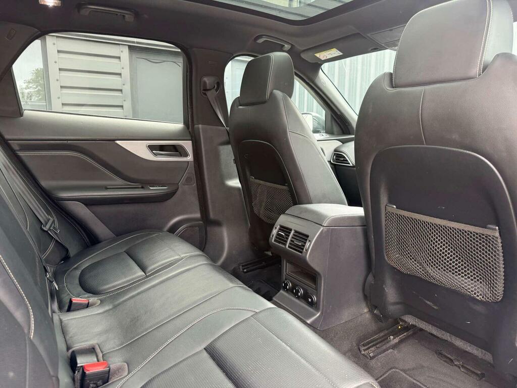 Jaguar F-Pace 2.0D Prestige Awd Grey #21