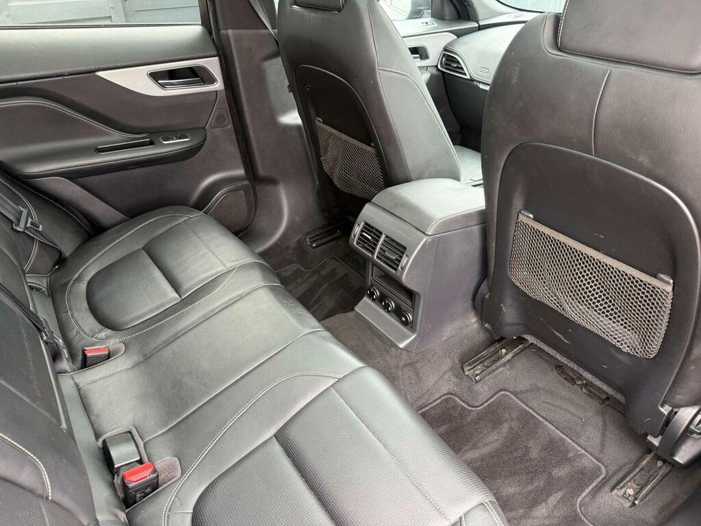 Jaguar F-Pace 2.0D Prestige Awd Grey #39