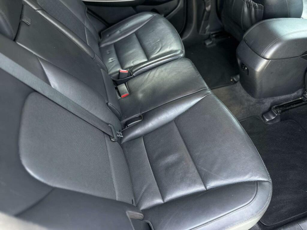 Hyundai Santa Fe Black #48