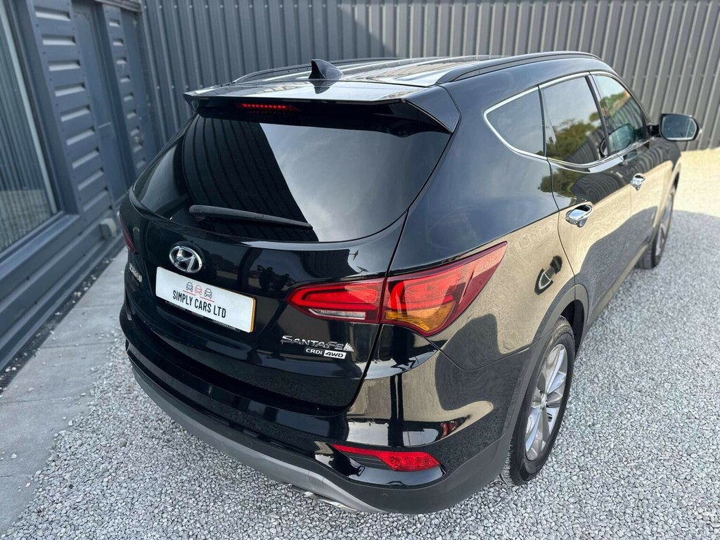 Hyundai Santa Fe Black #21