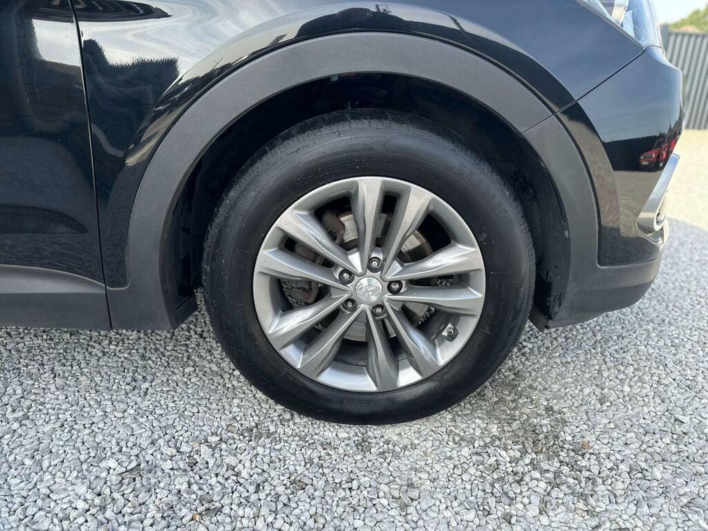 Hyundai Santa Fe Black #56