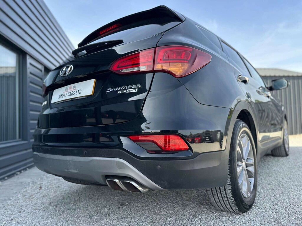Hyundai Santa Fe Black #16