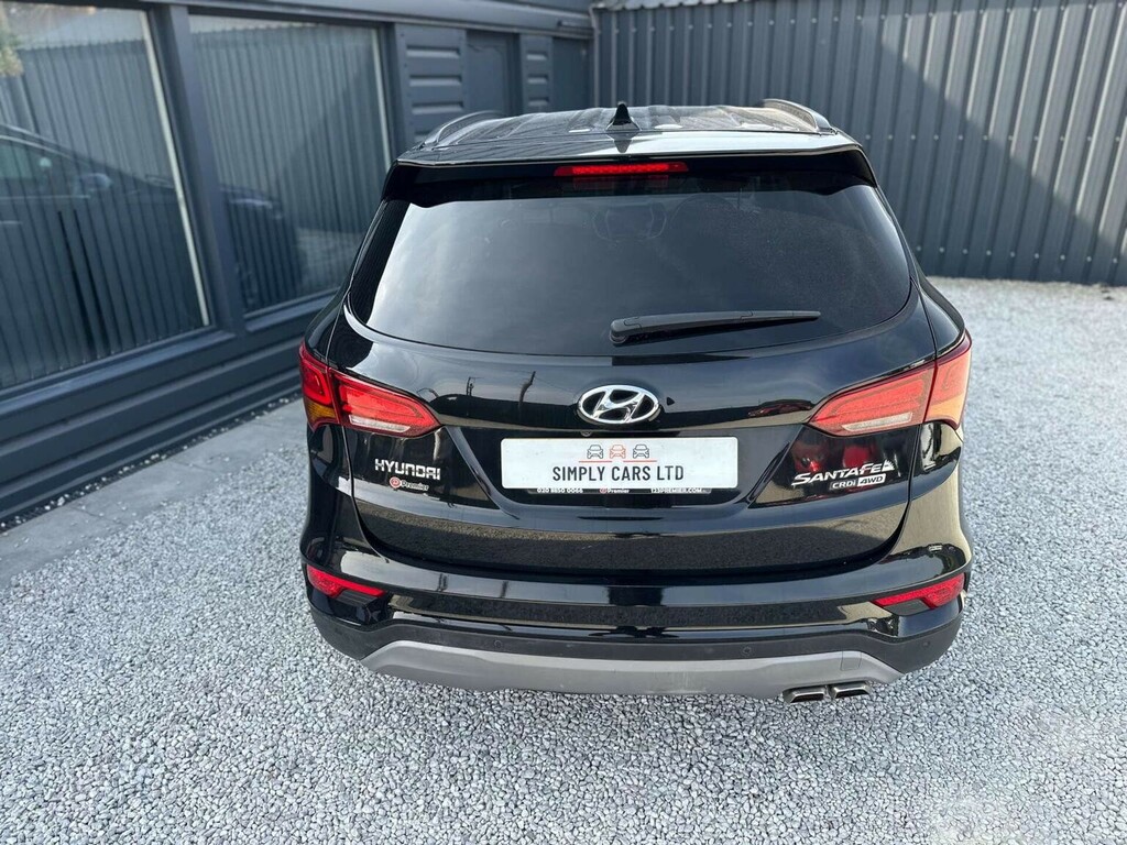 Hyundai Santa Fe Black #14