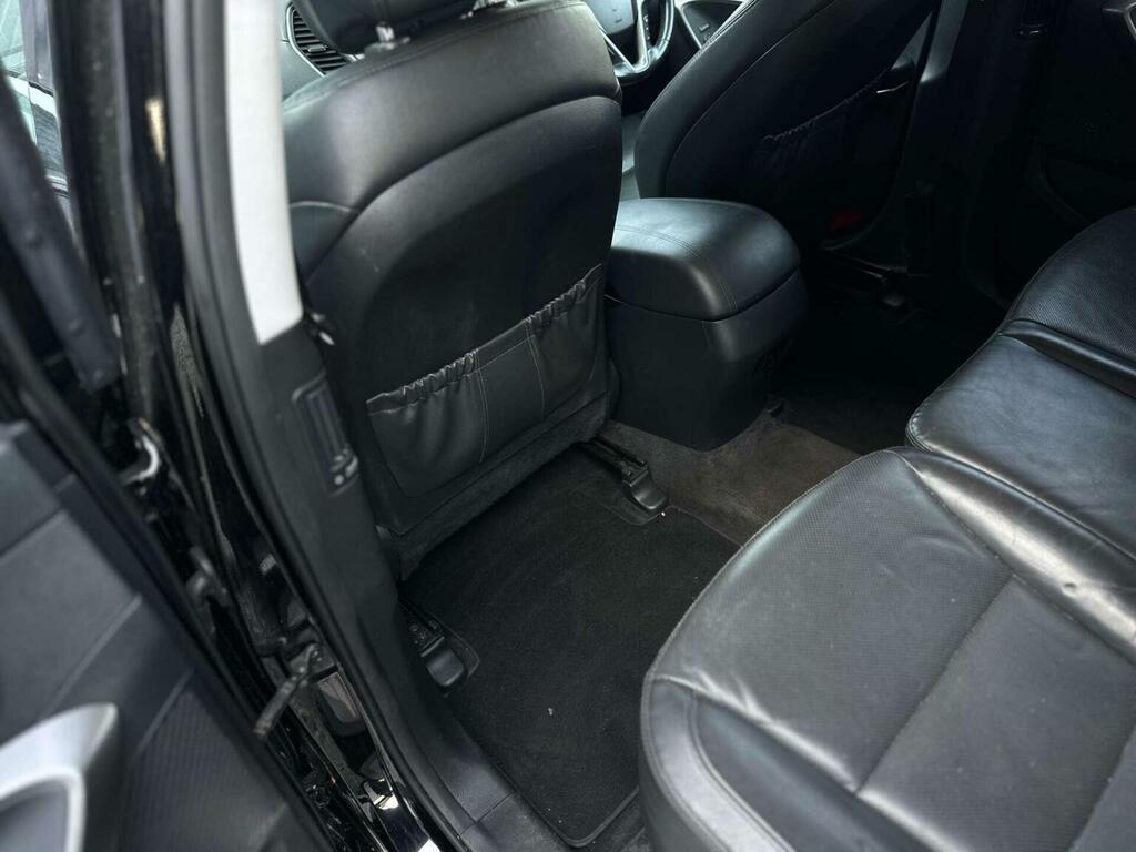Hyundai Santa Fe Black #44
