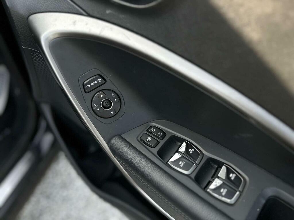 Hyundai Santa Fe Black #31