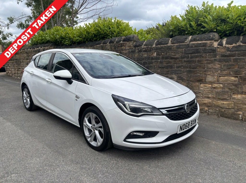Vauxhall Astra Hatchback White