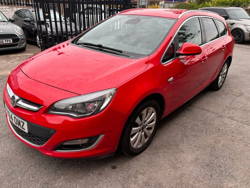 Vauxhall Astra Estate YY64OMZ Red #3