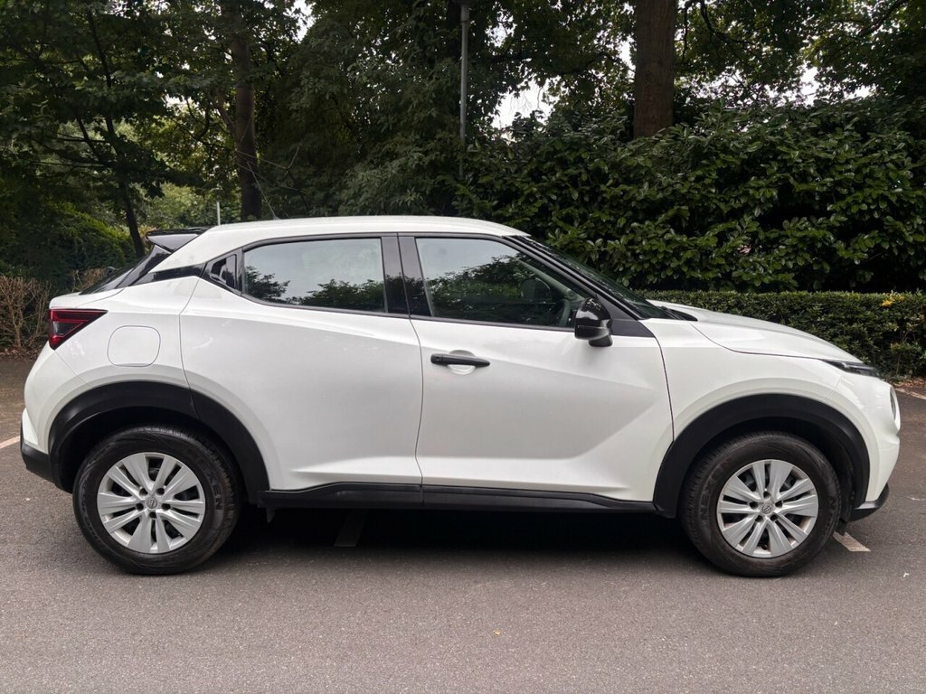 Nissan Juke 1L Visia White #2