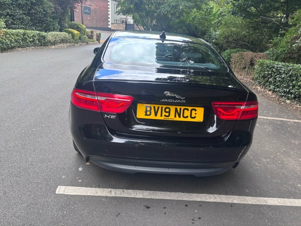 Jaguar XE Xe R-sport Black #11