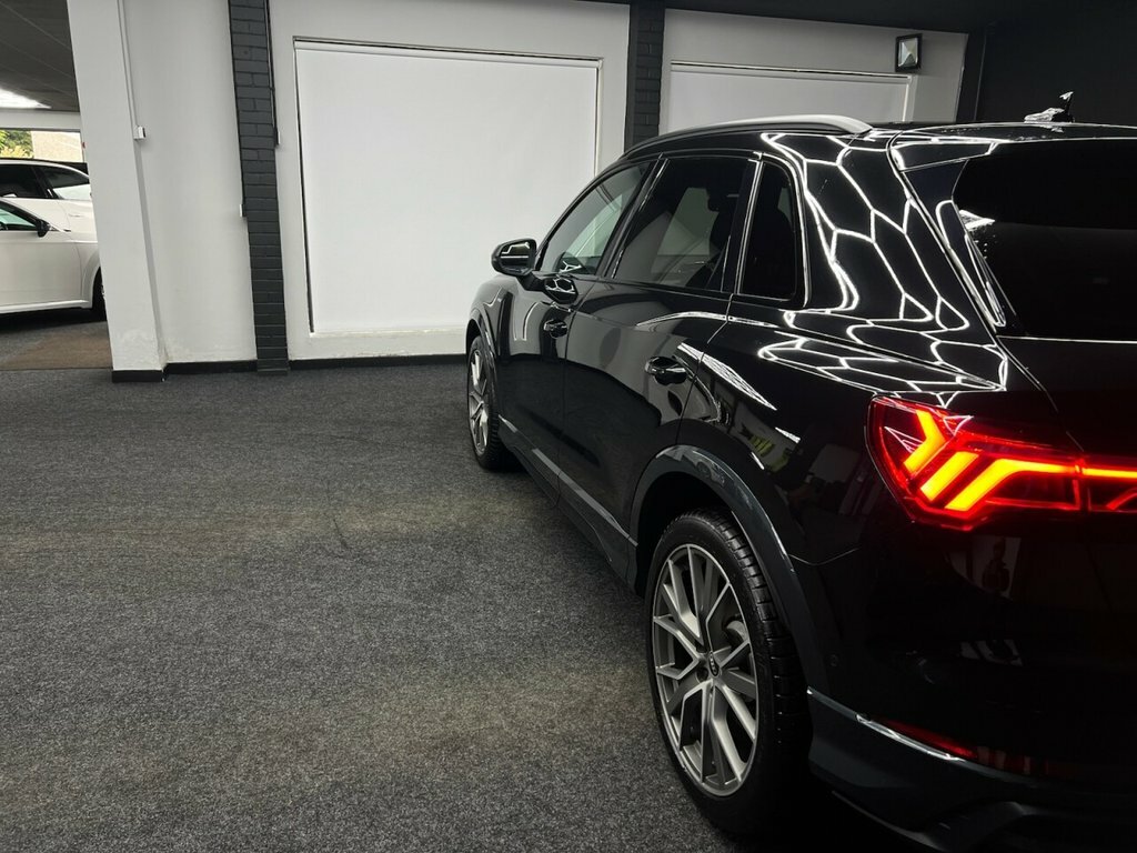 Audi Q3 Suv KP70SRZ Black #6