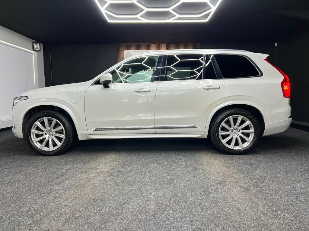 Volvo XC90 2L Inscription White #4