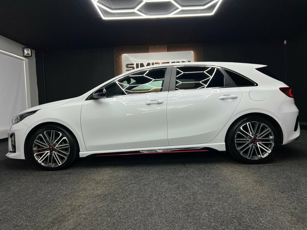 Kia Ceed 1.6L Gt White #4