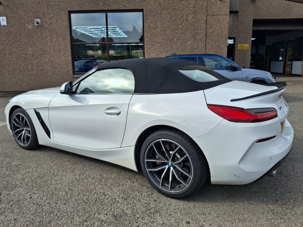 BMW Z4 2L Sport White #3