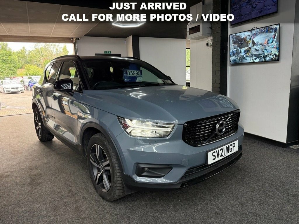 Volvo XC40 1.5L R-design Grey