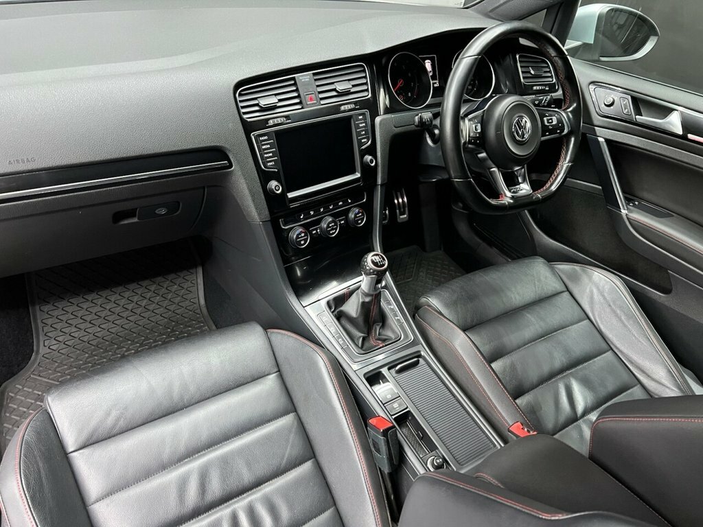 Volkswagen Golf 2L Gti Performance KS63FWT Silver #2