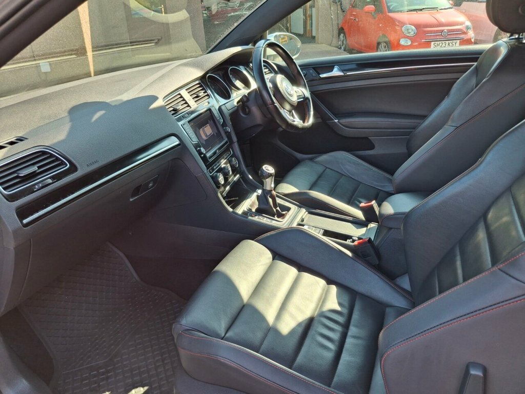 Volkswagen Golf Golf Gti Performance Red #6