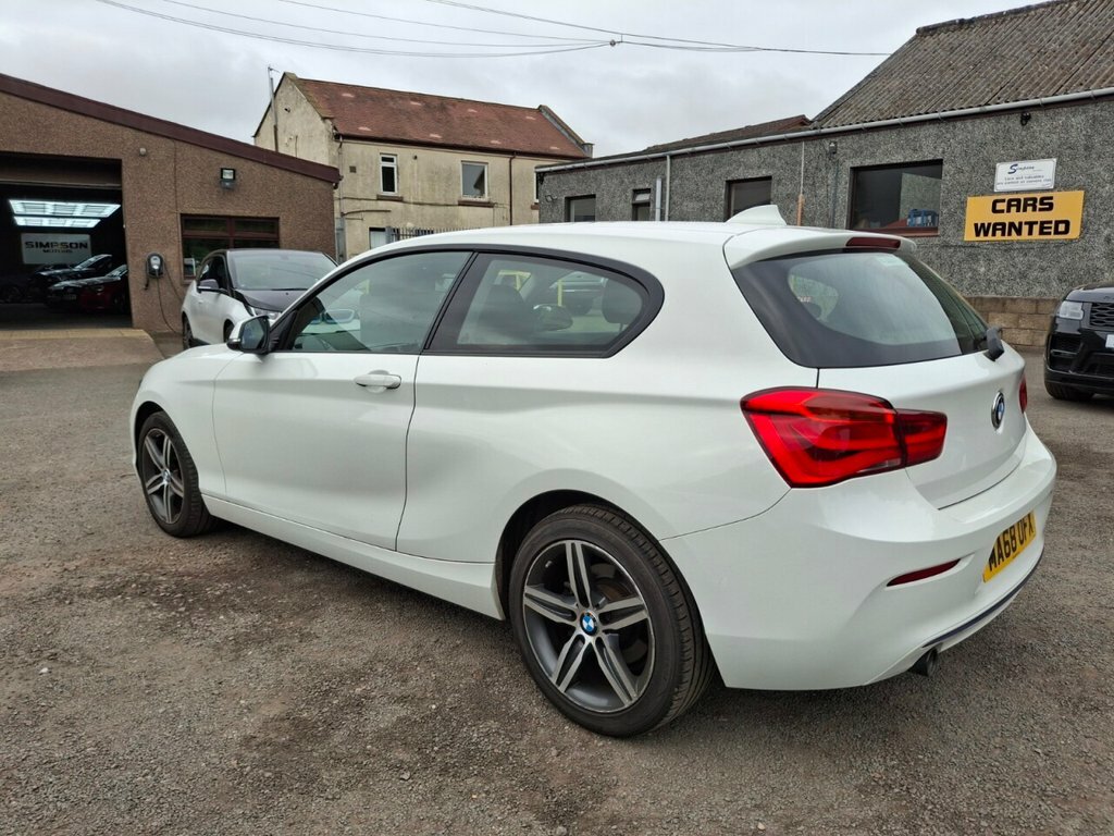 BMW 1 Series 1.5L Sport White #3