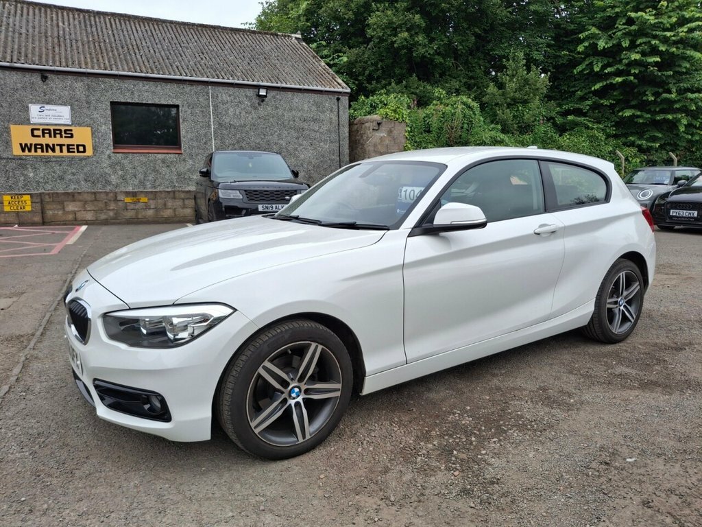BMW 1 Series 1.5L Sport White #2