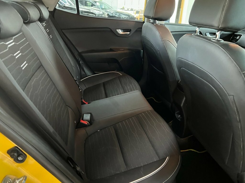 Kia Stonic 1L Gt-line S SW21USB Yellow #5