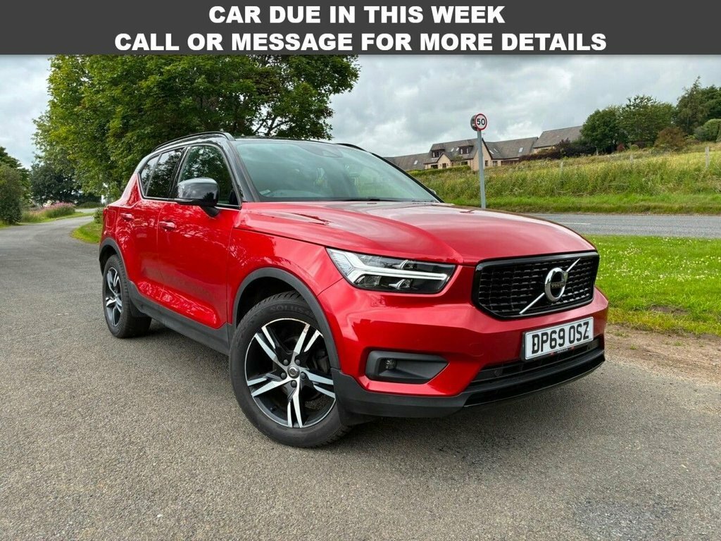 Volvo XC40 1.5L R-design Red
