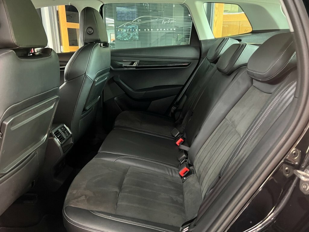 Skoda Karoq 1.6L Se L Black #4