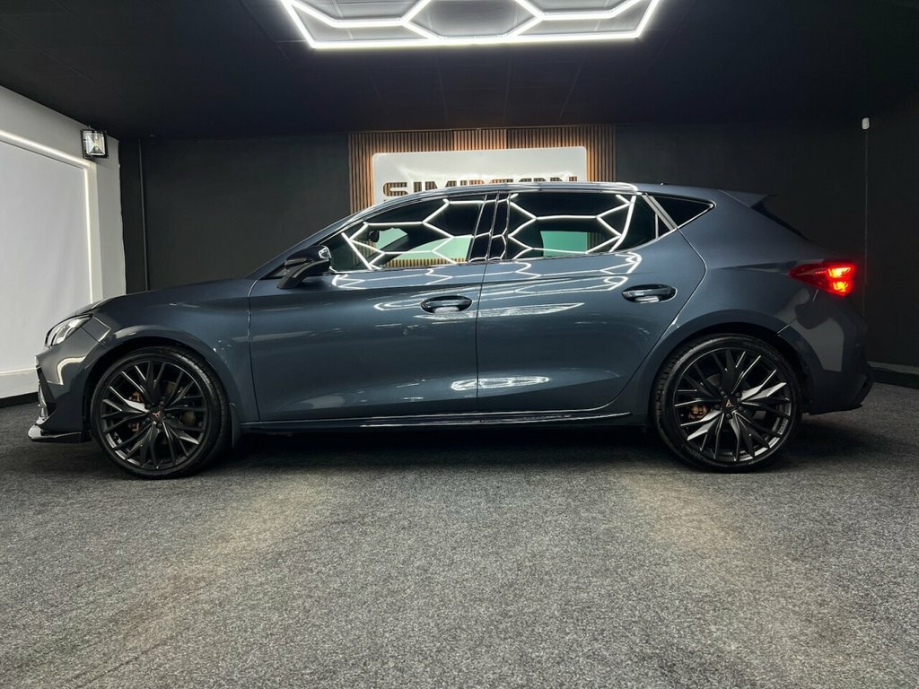 Cupra Leon 1.5L Shadow Edition Grey #4
