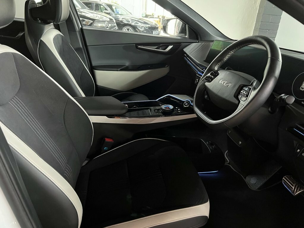 Kia EV6 Hatchback White #2