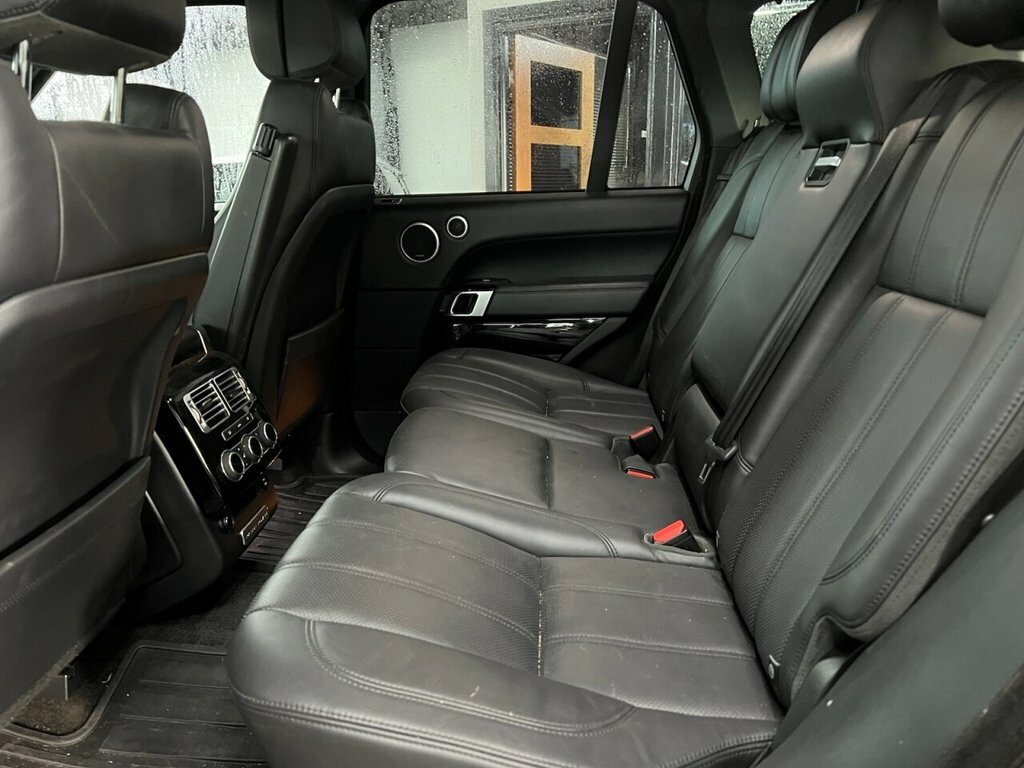 Land Rover Range Rover 4.4L Vogue Grey #4