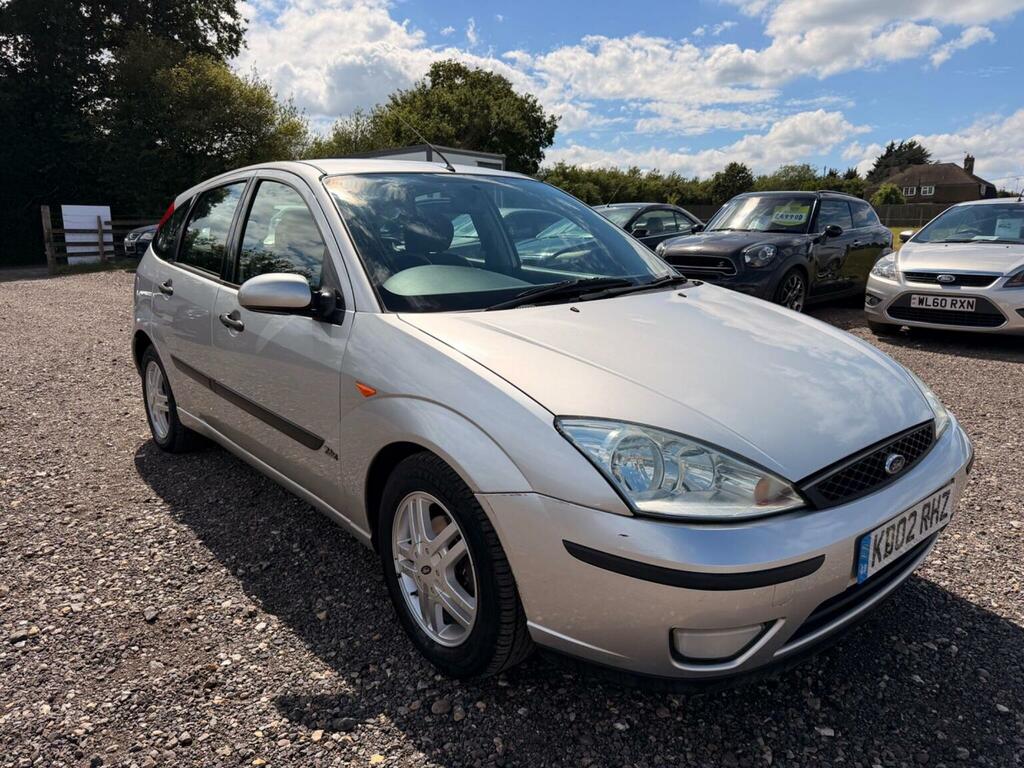 Ford Focus Hatchback 1.6I 16V Zetec 200202 Silver