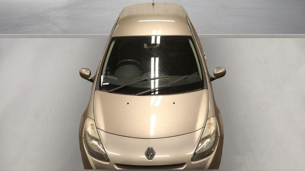 Renault Clio 1.1 Dynamique Tce Beige May 2024 Mot Just S Beige #7