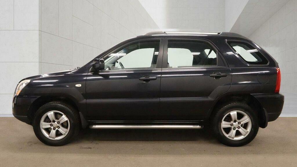 Kia Sportage 2.0 Crdi Xe 2Wd Black #6