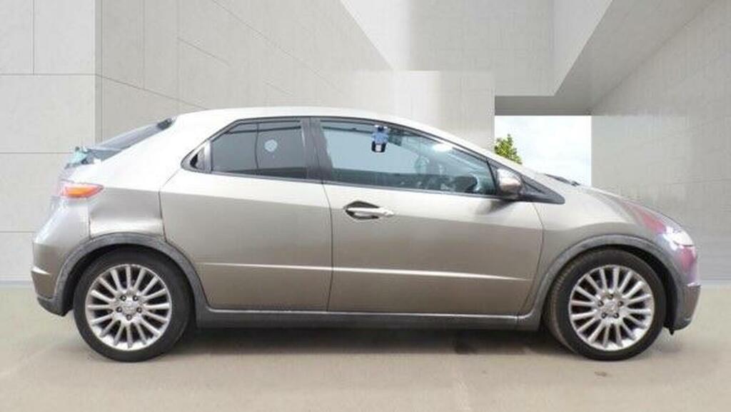 Honda Civic 1.8 I-vtec Es I-shift Grey #5