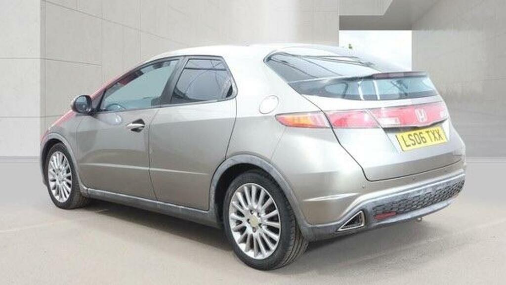 Honda Civic 1.8 I-vtec Es I-shift Grey #4