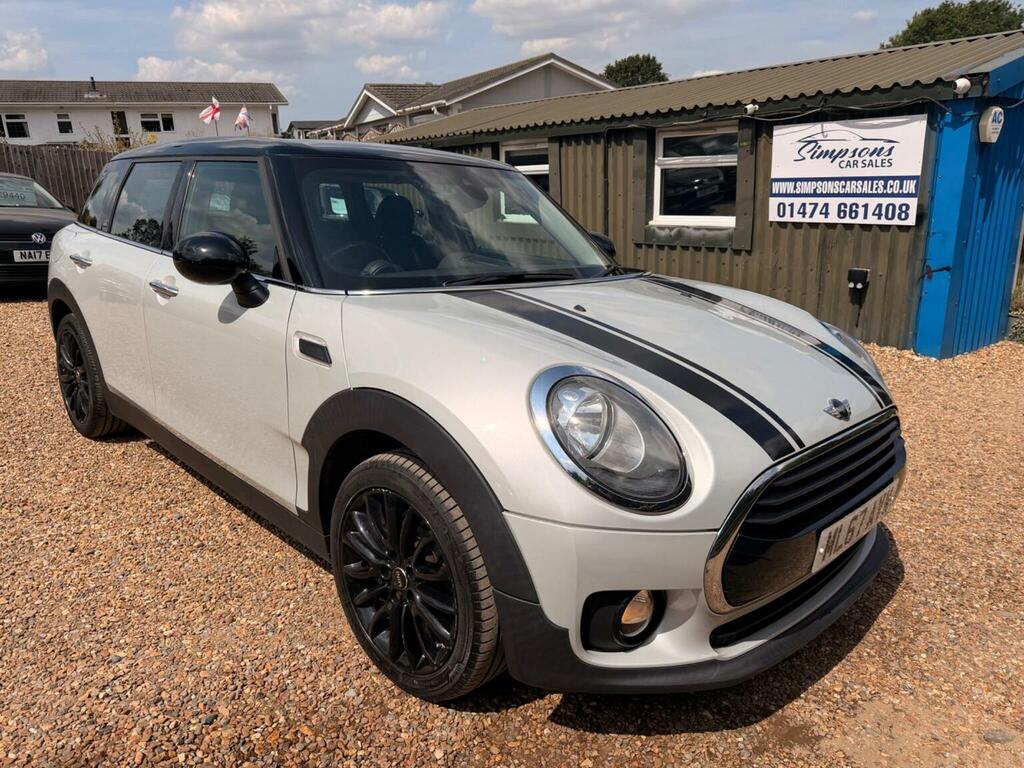 Mini Clubman Estate 1.5 Cooper Black Pack Euro 6 Ss 6Dr 2 Silver