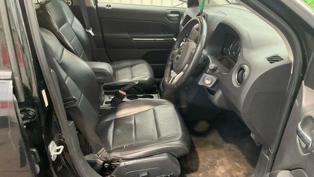 Jeep Compass 2.0 Sport 2Wd White #11
