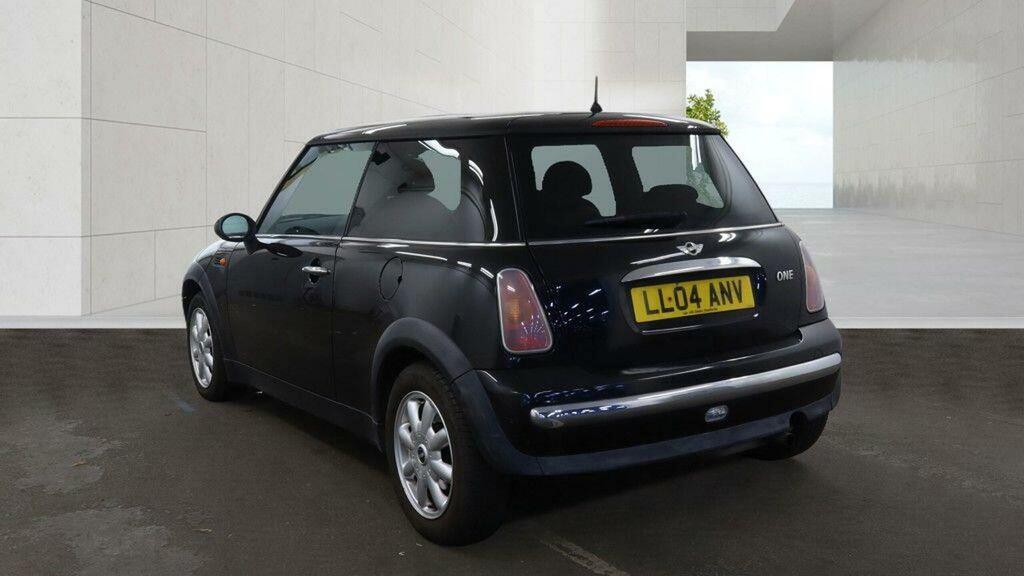Mini Hatch 1.6 One Euro 3 Black #4