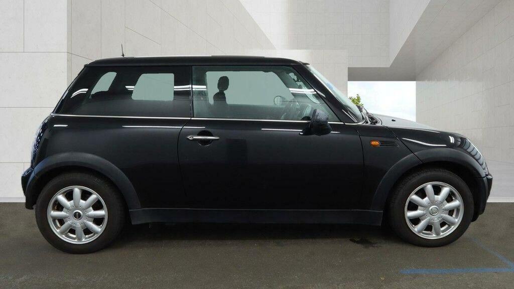 Mini Hatch 1.6 One Euro 3 Black #6