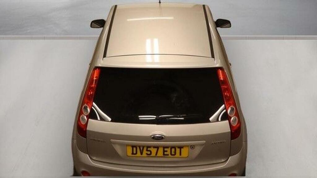 Ford Fiesta 1.25 Zetec Climate Silver #6