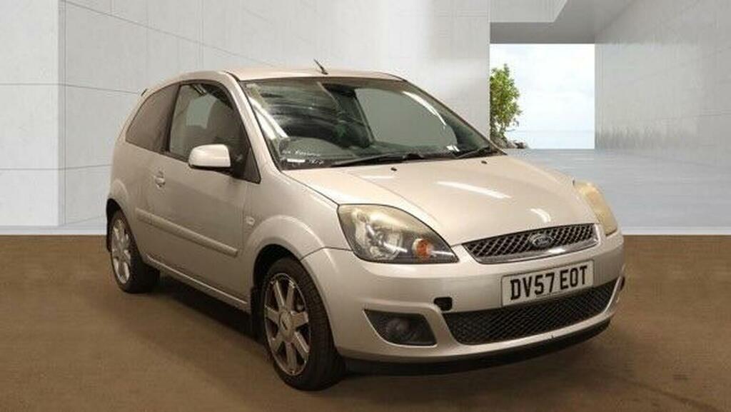 Ford Fiesta 1.25 Zetec Climate Silver