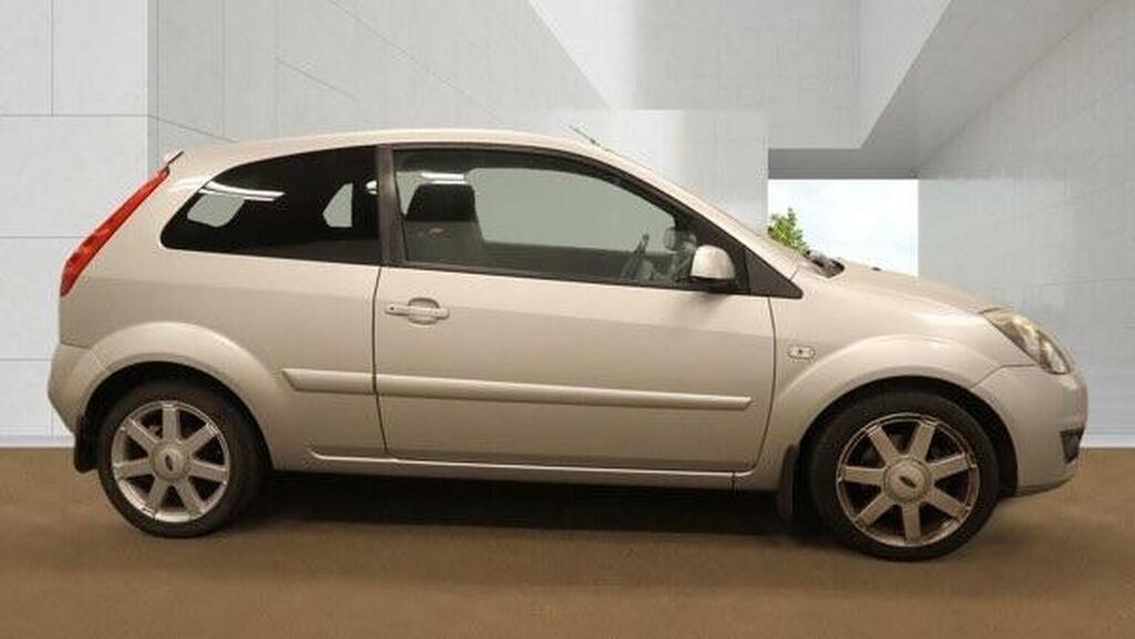 Ford Fiesta 1.25 Style Climate Black #7