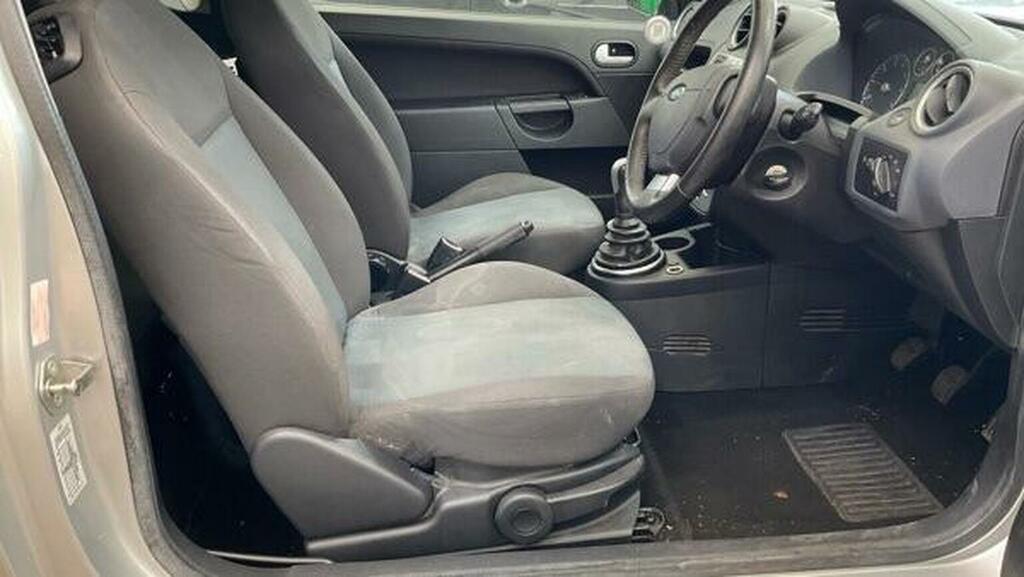 Ford Fiesta 1.25 Style Climate Black #9