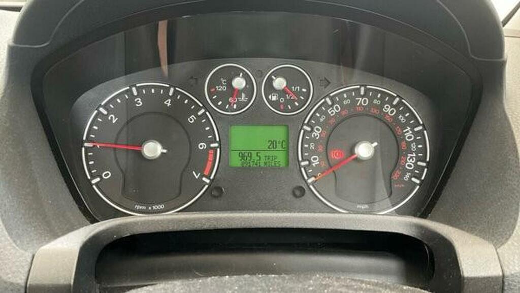 Ford Fiesta Zetec Climate Silver #11