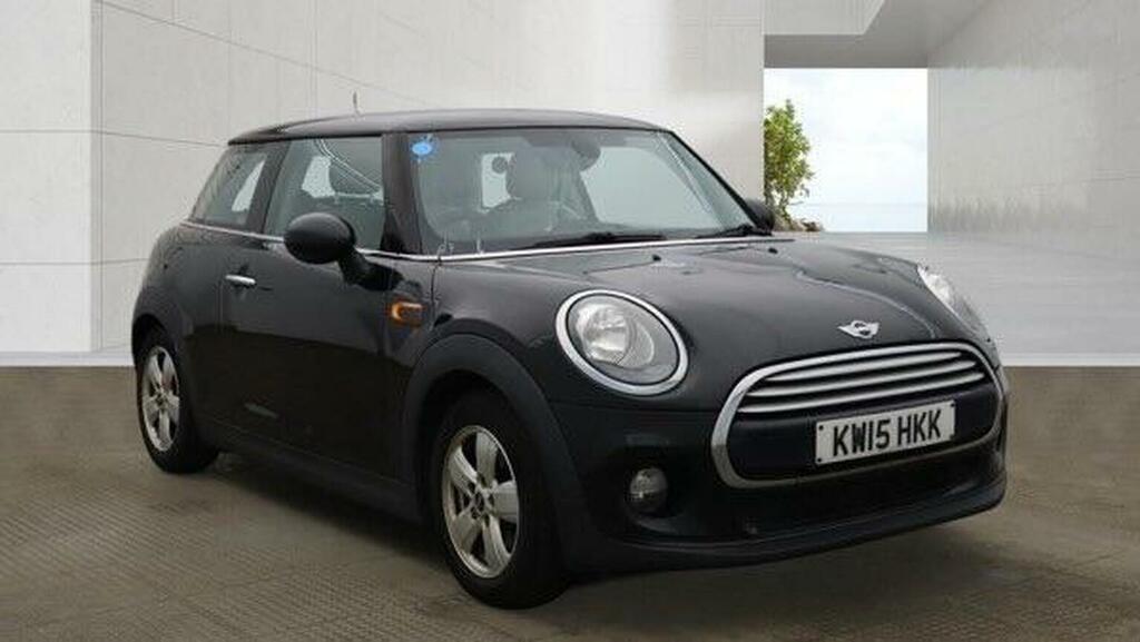 Mini Hatch 1.5 Cooper Euro 6 Ss Black