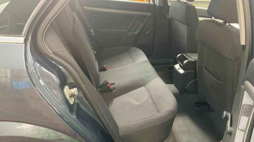Vauxhall Vectra 1.8I Vvt Design Silver #10