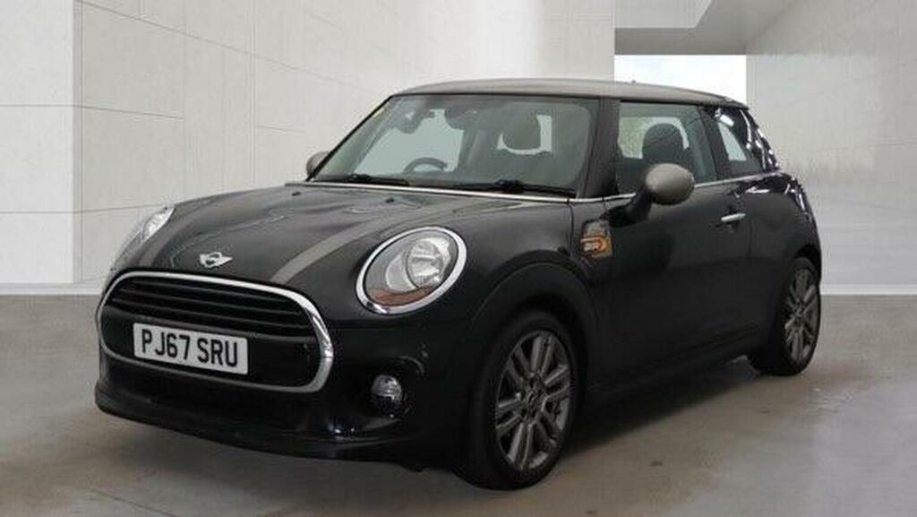 Mini Hatch Hatchback 1.5 Cooper Seven Euro 6 Ss 2017 PJ67SRU Black #2